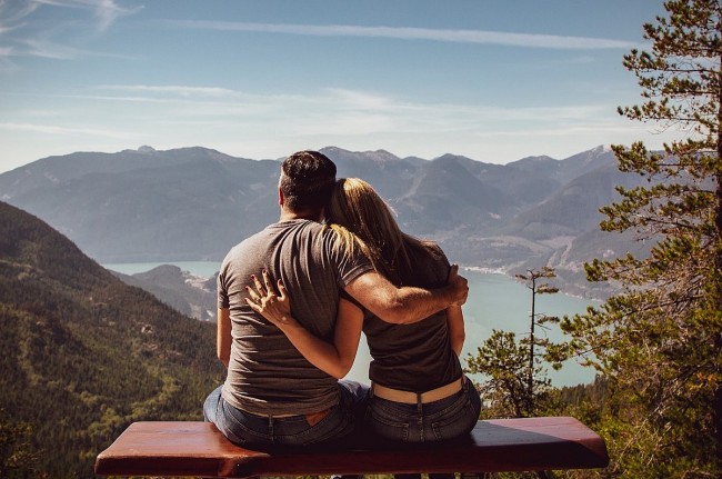 4 Most Compatible Zodiac Couples in Love and Money
