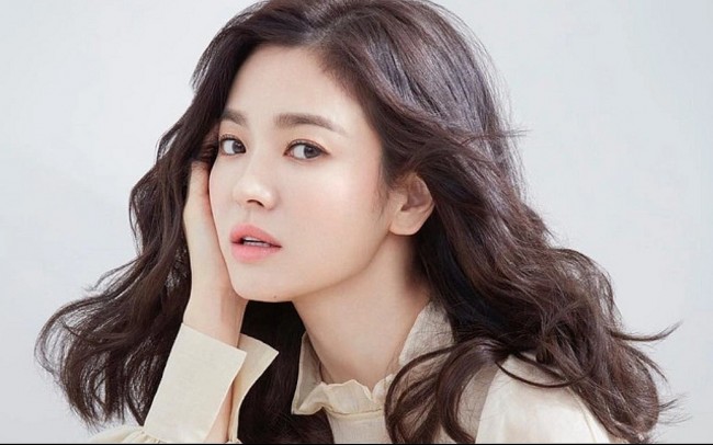 Top 10 Hottest Actresses in Korean Drama 2024