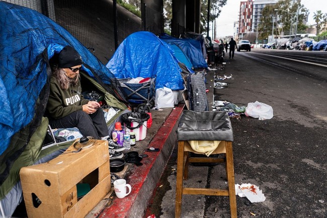 Top 10 States with the Highest Homeless Rates in the U.S