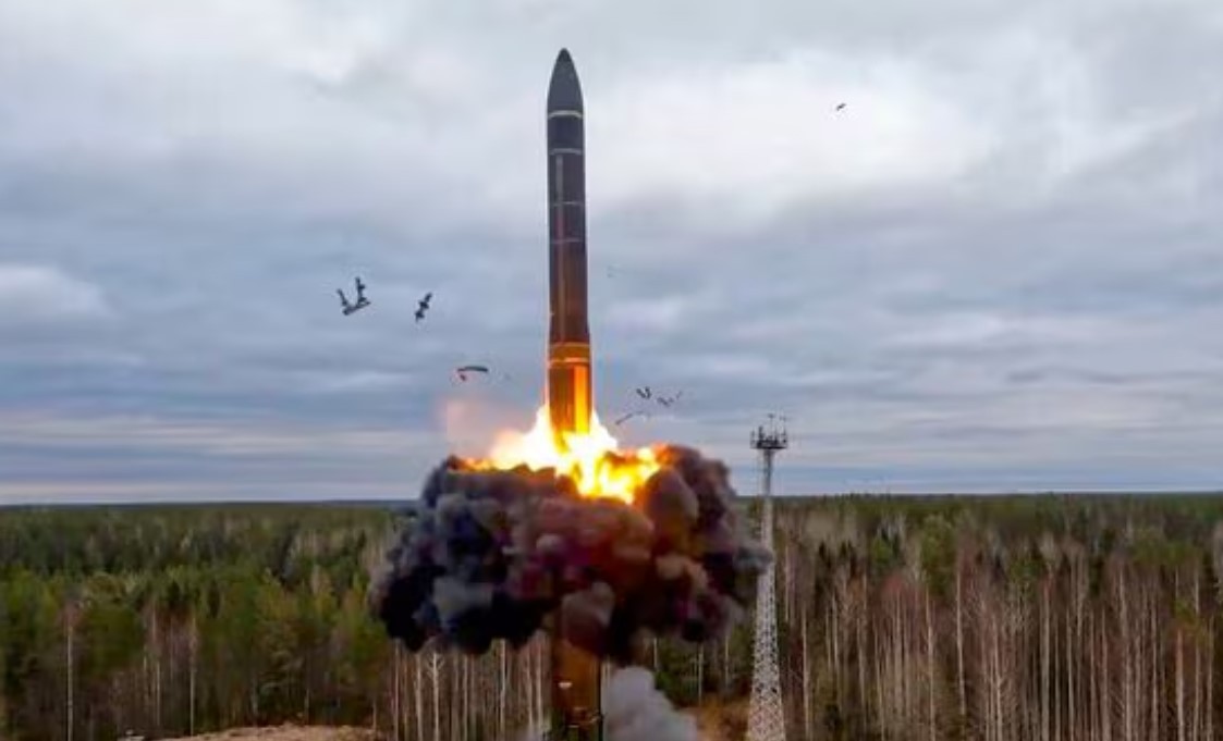 What Makes an ICBM Deadly? Nuclear Warheads, and Catastrophic Impact