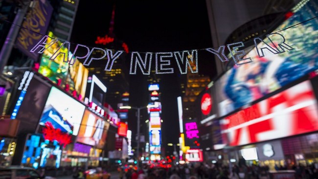 10 tips for saving big on your New Year's Travels: American style!