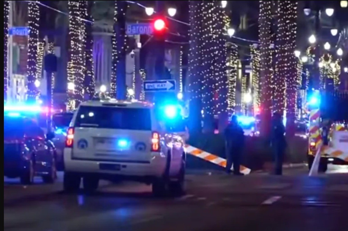 Attack in New Orleans: Truck Crashes Crowd ,10 Dead, 30 Injured