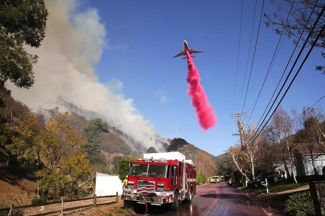 Los Angeles Fires Continues to Rise: 16 Dead, Dangerous Winds Persist