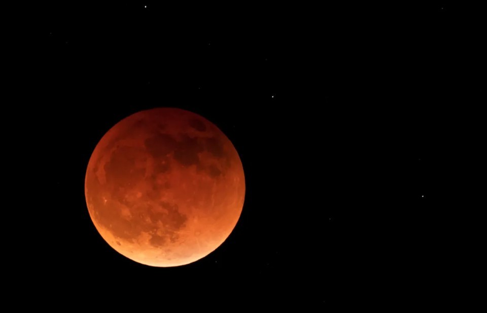 When is the Blood Worm Moon and How to Watch in the US