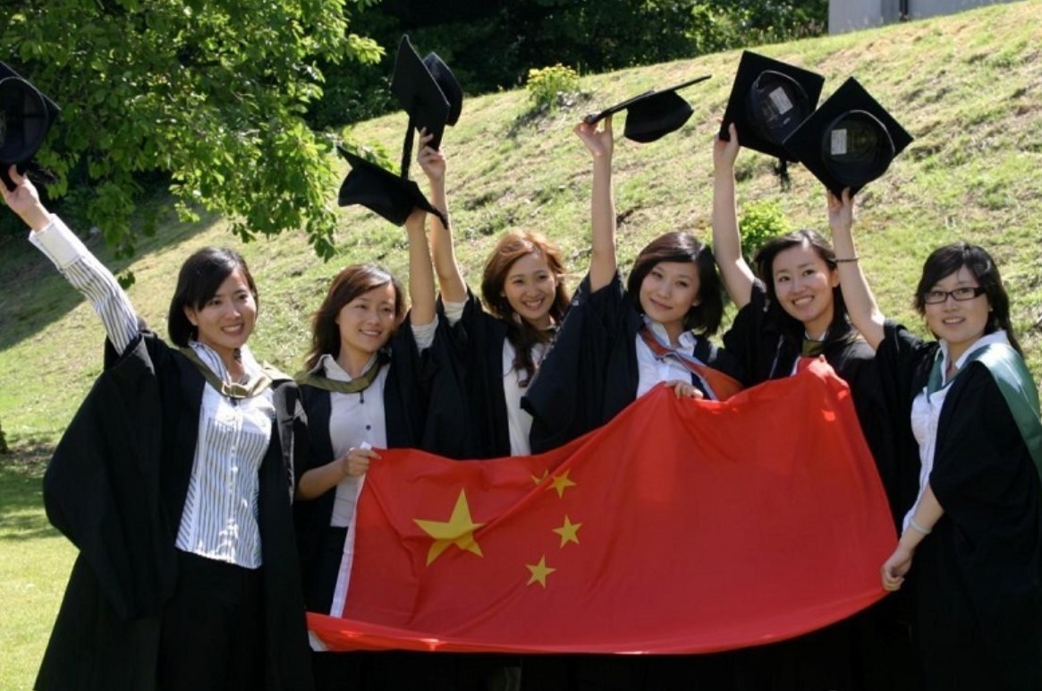 How Many Chinese Students Are in the U.S.? Latest Numbers, Visa Crackdowns, and What’s Next