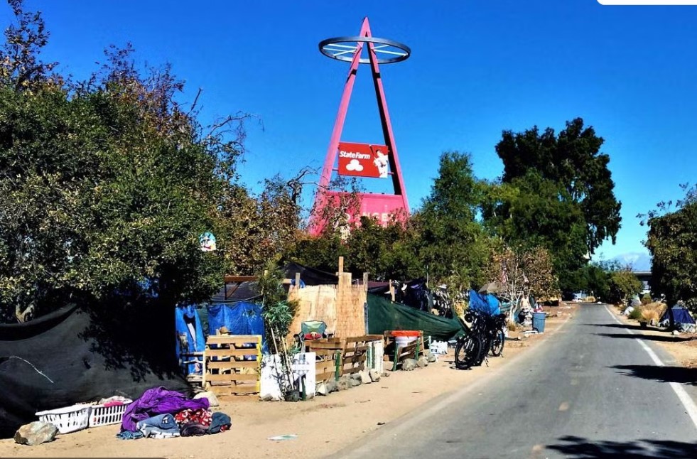 Top 10 States With the Most Homeless People in the U.S. in 2026