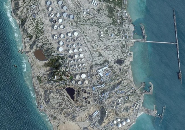 US Strikes Military Targets on Kharg Island, Iran