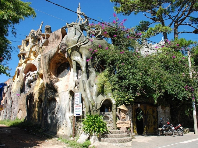 What Is The Weirdest House In Vietnam?