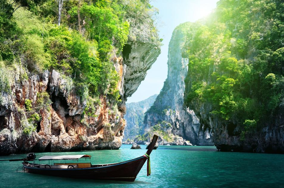 Top 10 Most Beautiful Beaches in Vietnam