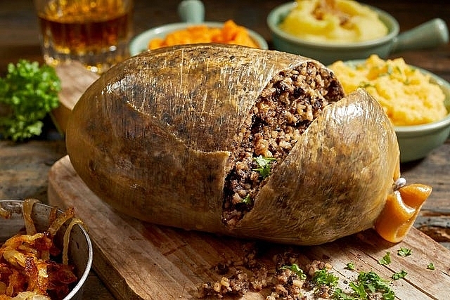 'Haggis' of Scotland - The Most Bizarre Food in the World