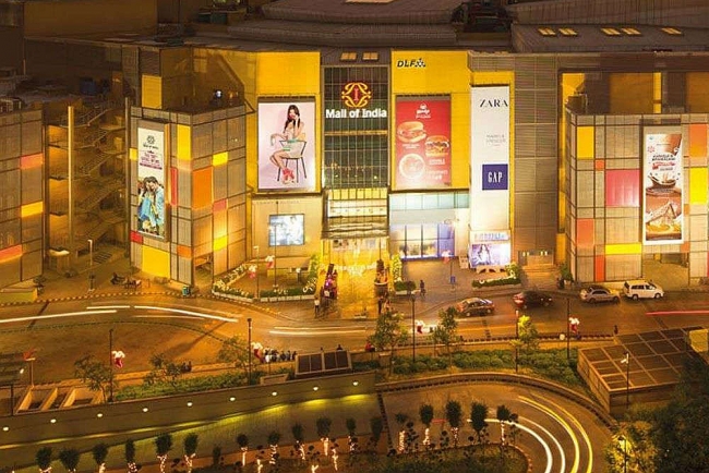 Top 10 Largest Shopping Malls/Centers in India for Foreigners